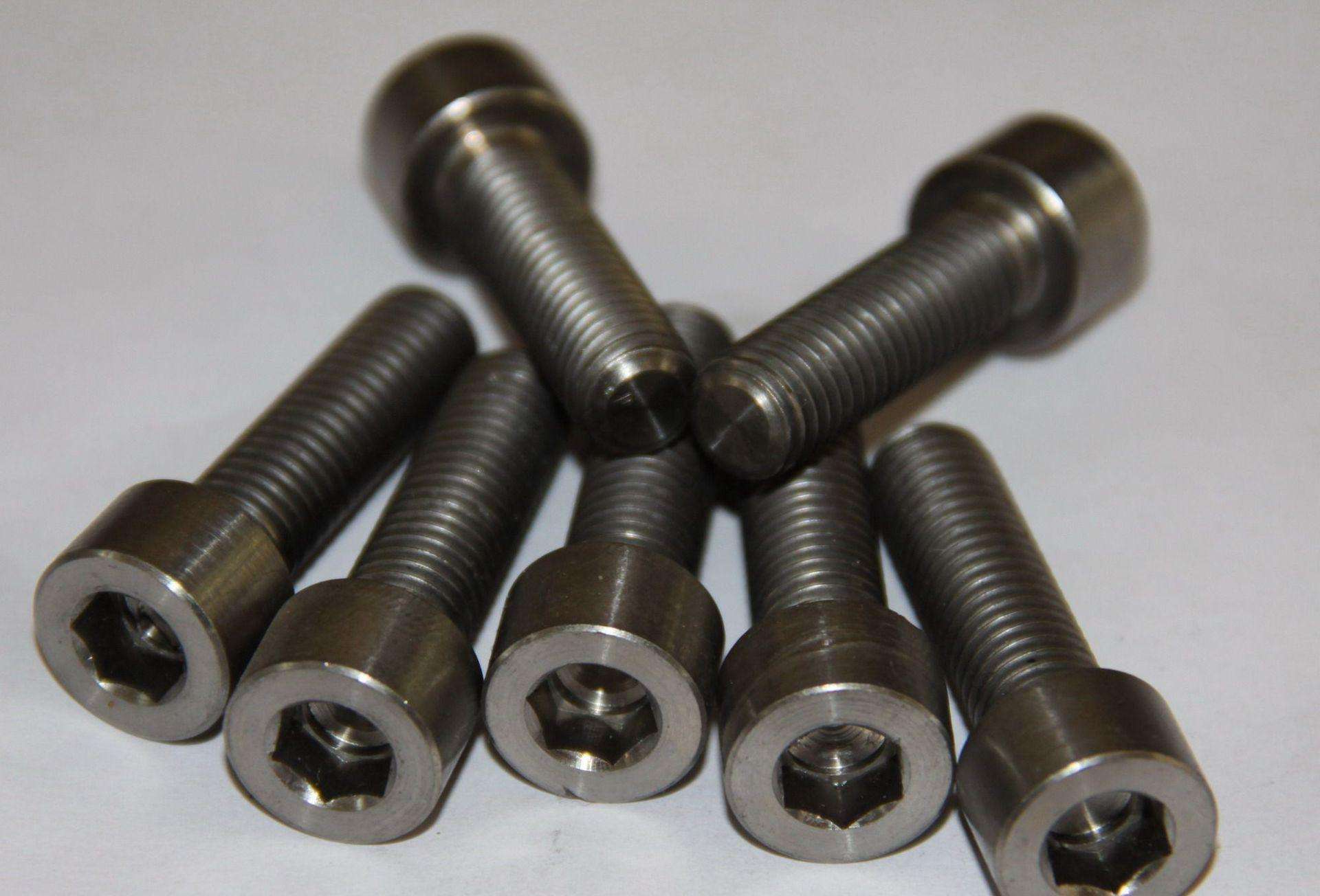 内六角螺栓国家标准 内六角螺栓国家标准